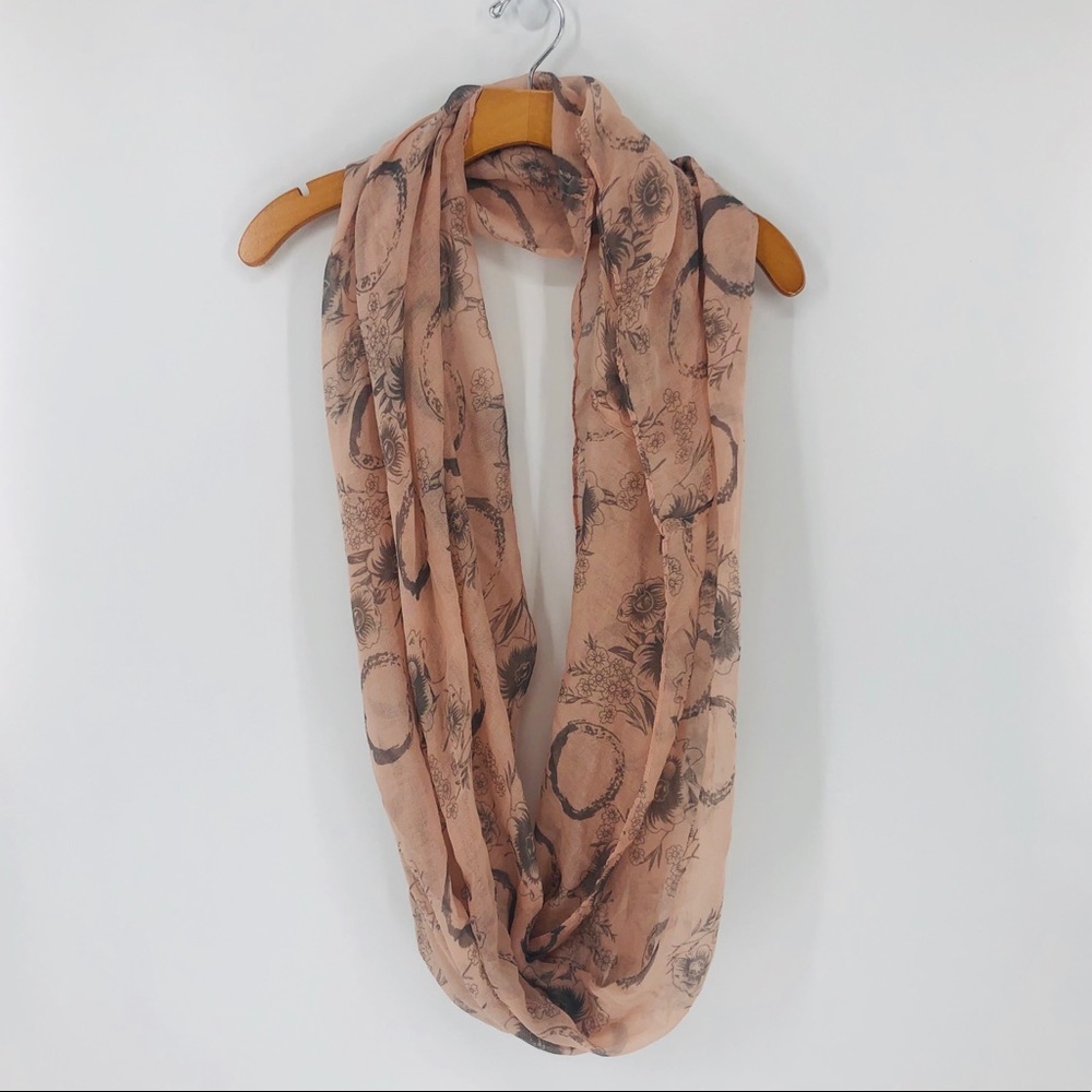 Infinity Scarf - Picture 3 of 4